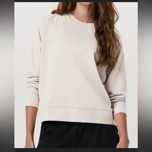 Long sleeve halo crew Medium